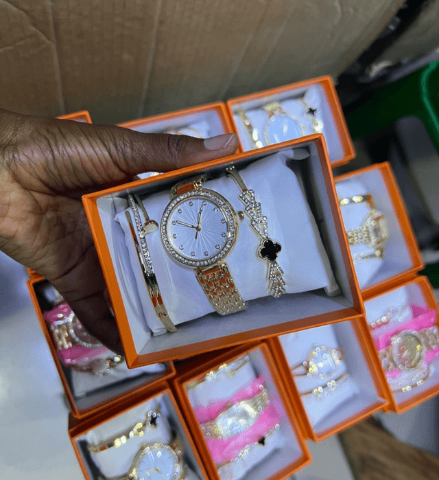 valentines-gift-set-4-pieces-perfect-for-your-loved-one-9