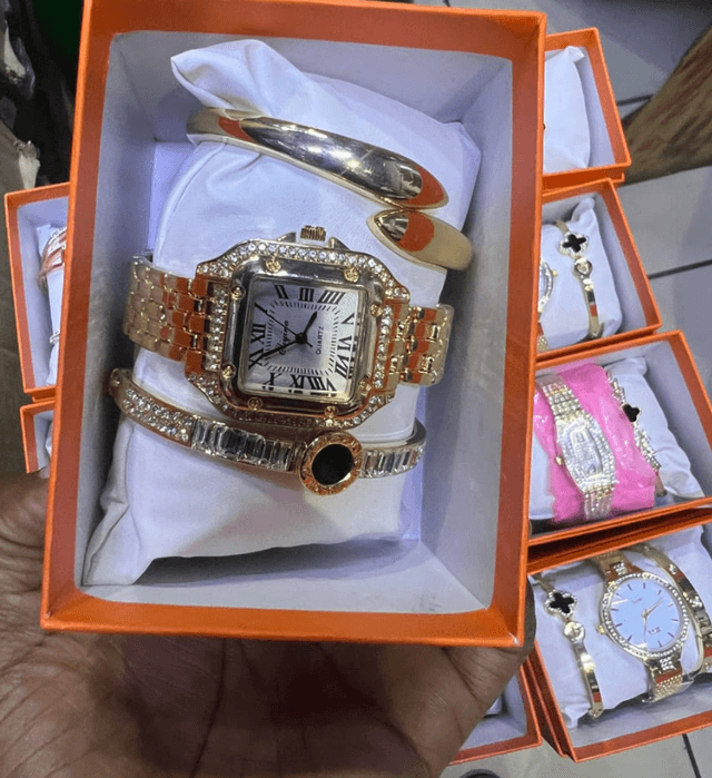 valentines-gift-set-4-pieces-perfect-for-your-loved-one-4