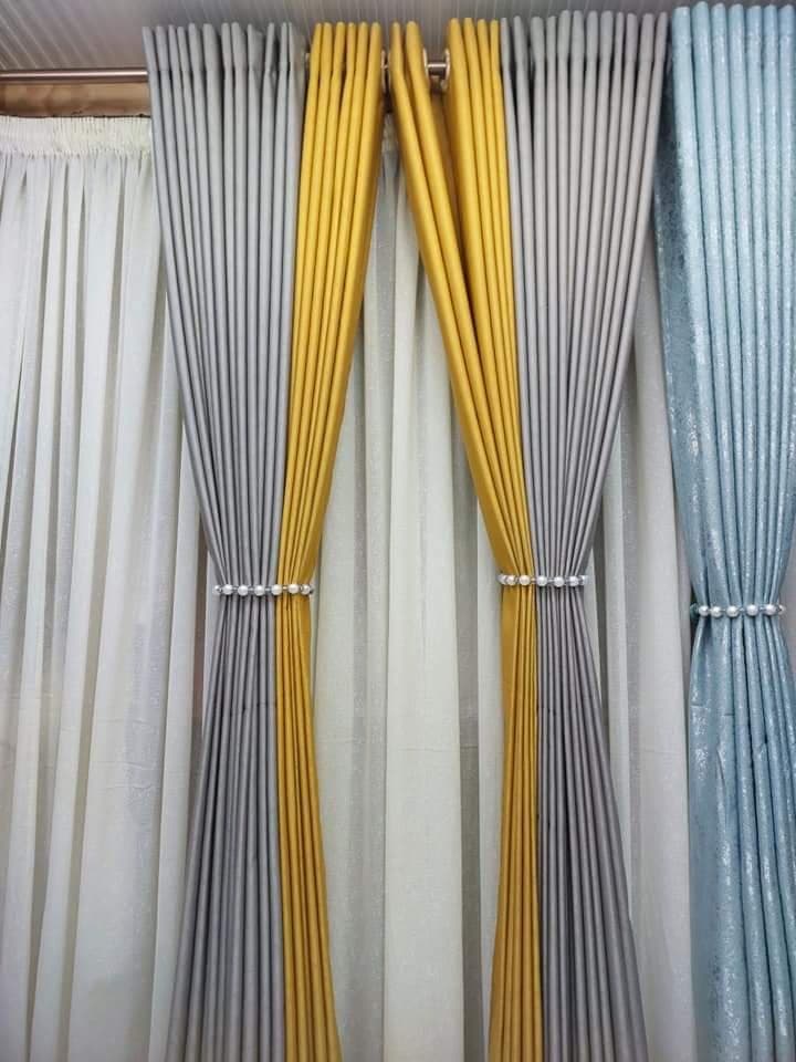 Curtain