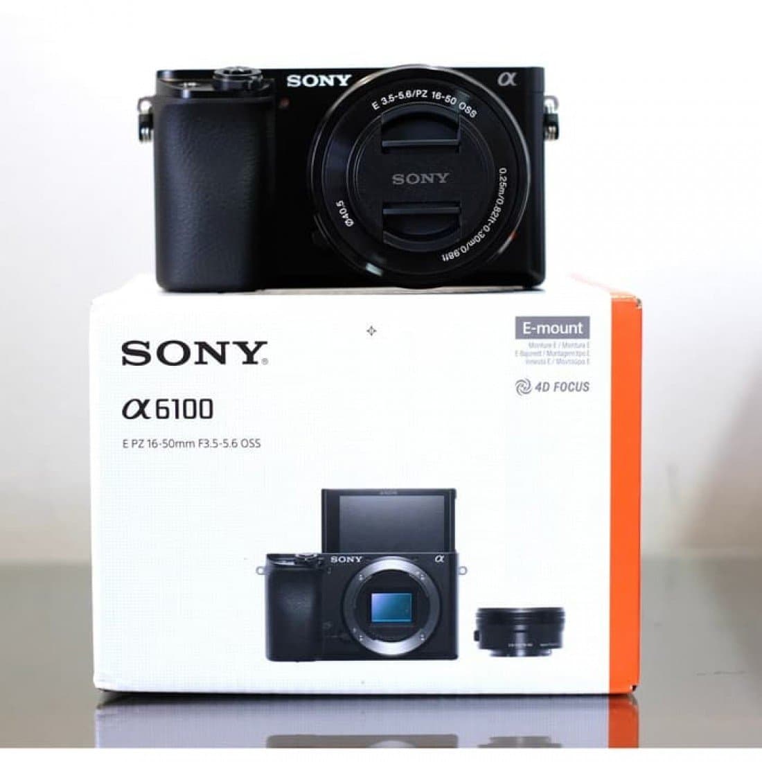 Sony Alpha a6100 Mirrorless Camera with 16-50mm f/3.5-5.6 OSS Lens Thumbnail 6