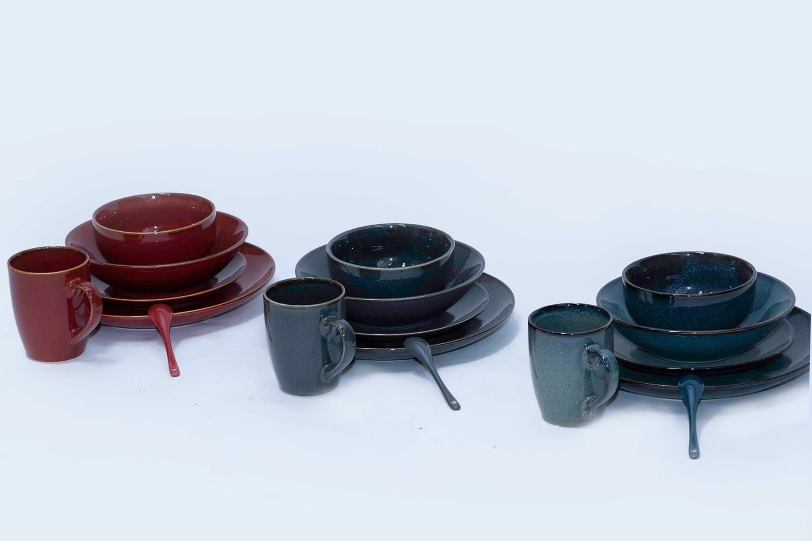 Whitesun UNITECH 48-Piece Round Dinnerware Set – Service for 6 with Plates, Bowls, Mugs & Souffle Spoons Thumbnail 4