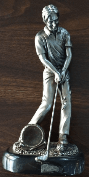 golfer-statue